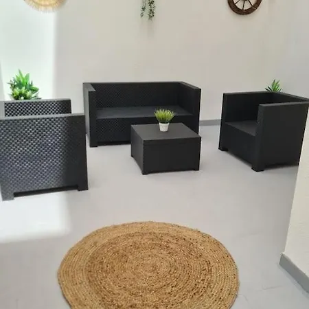 Beautiful With Patio * 또레비에하
