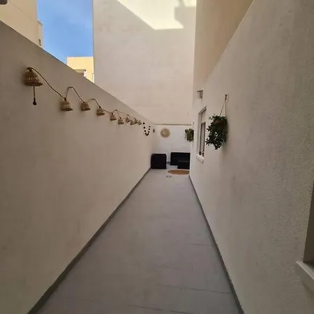 Apartament Beautiful With Patio *
