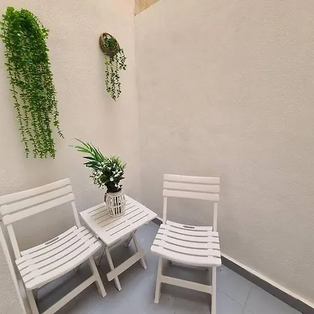 Apartament Beautiful With Patio